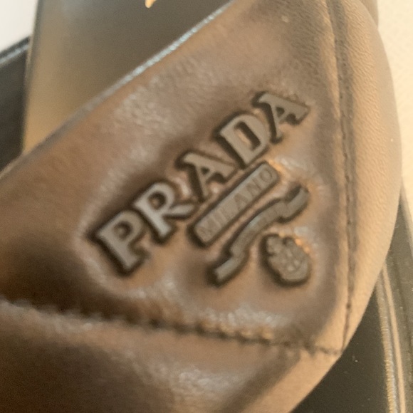 Prada Black Leather Monogram Sandals Size 8 Excellent Condition - Picture 3 of 15